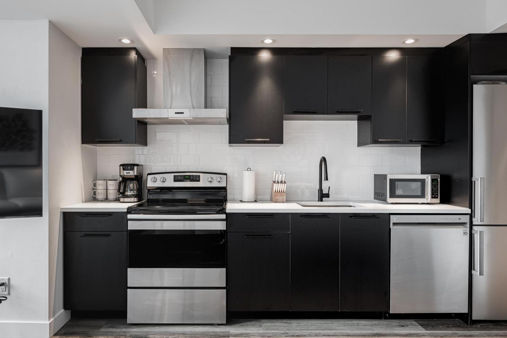 Westview Luxury Suites Ottawa Exterior foto