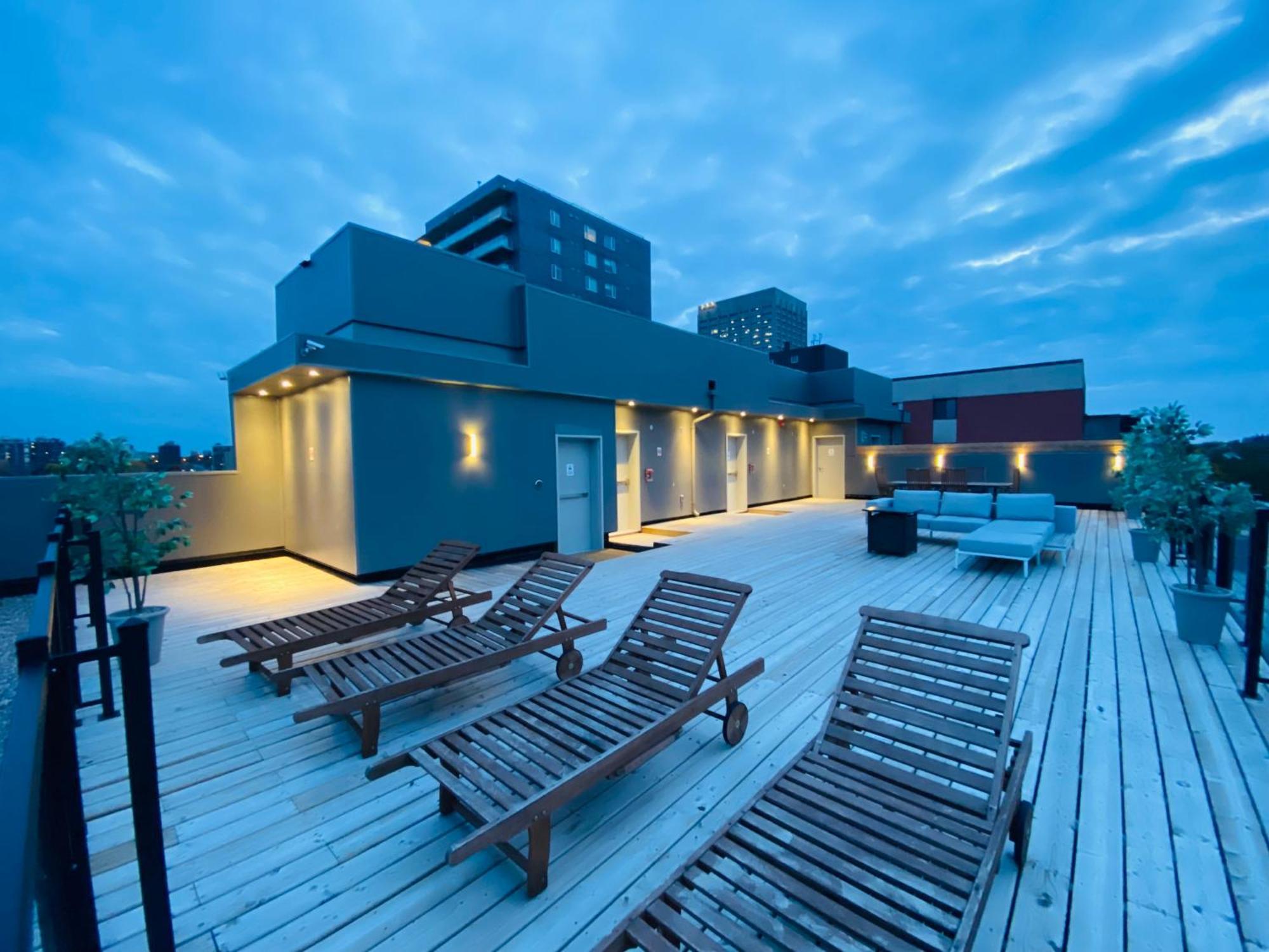 Westview Luxury Suites Ottawa Exterior foto